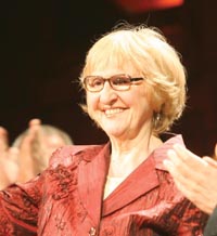 За учителите и студентите  – с любов