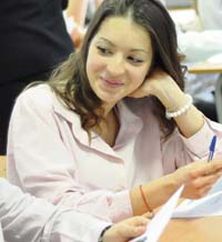 Учебна банка предлага уникални монети