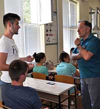 Да подкрепяш родното школо