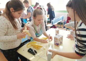 Нови таблети очакват децата в Съединение