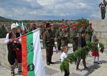 Музеят на Ботев с изложба  в бесарабското село Задунаевка