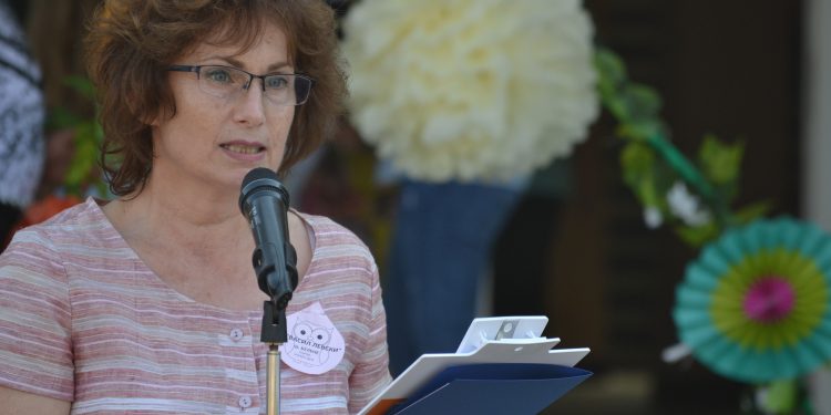 За училището  с любов