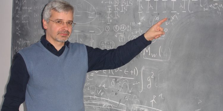 Акад. Николай Витанов, зам.-ректор на Софийския университет  по научноизследователска и научна проектна дейност: Бъдещето е на интердисциплинарните изследвания