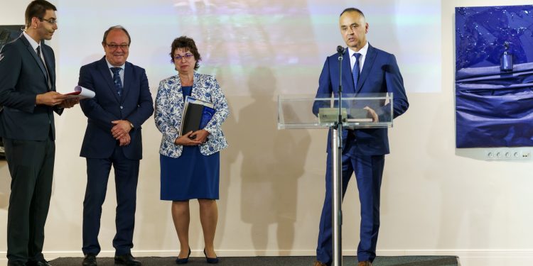 Флуоресцентните антибиотици