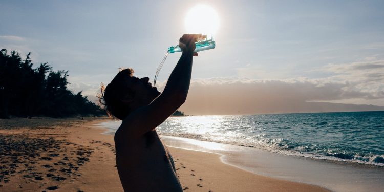 Трябват ли ни 8 чаши вода на ден