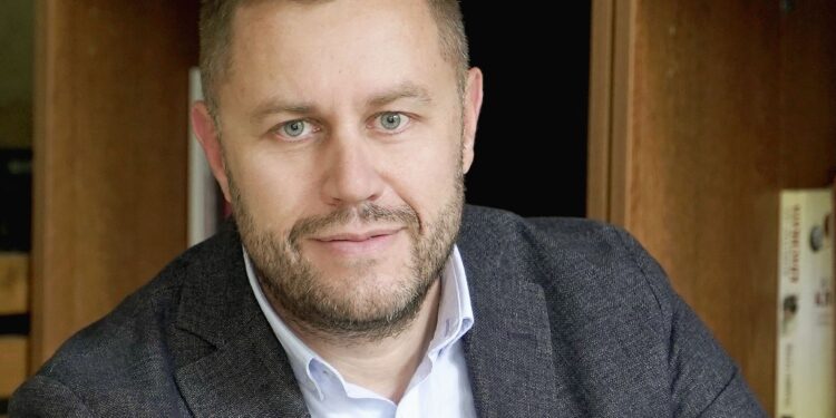 Георги Милков, журналист:  Не мисля, че образоването някога приключва