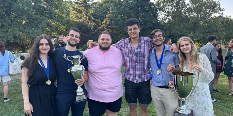 Български шампиони на Eвропейското по дебати