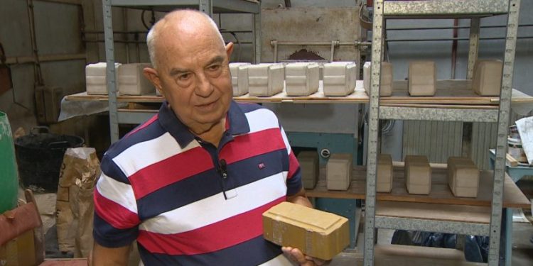 Родни учени разработват заместител на стиропора