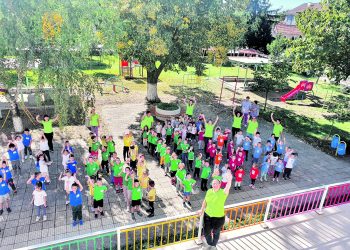 Кратки филми учат деца на добро хранене