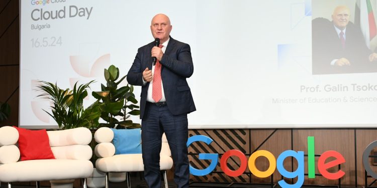 „Гугъл“ отпуска 1 млн. долара за 8 стипендии на млади учени от INSAIT