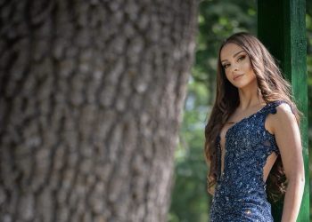 Най-красивата абитуриентка за 2024 г. Рая Методиева: Моето поколение е амбициозно