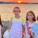 Игри на криеница и разходка с панорамен автобус на летния лагер в Равда на учениците от СУ „Максим Райкович“