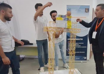 Таланти градят мостове от спагети