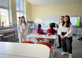 Да изучаваш звездите под открито небе