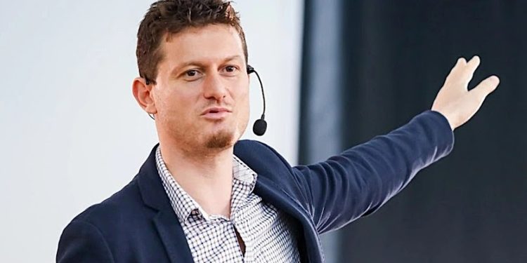 Светлин Наков, предприемач в сферата на образованието и технологиите: Учителят вече не е говореща енциклопедия