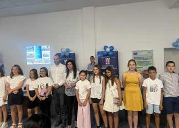 Награди за ученик и клас на годината в Кюстендил