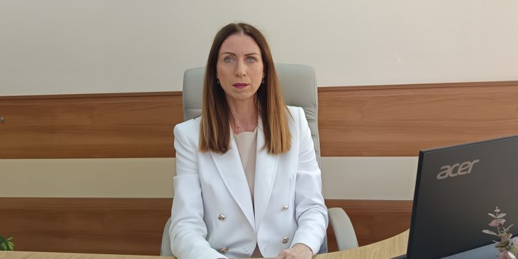 Валентина Камалиева, началник на РУО – Бургас: Усилията ми ще са насочени към насърчаване културата на учене и взаимодействието с родителите