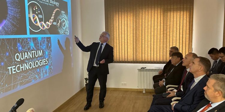 Център за квантови технологии отвори врати в Софийския университет