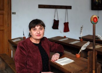 Любка Тинчева, директор на Националния музей на образованието в Габрово: Думите имат силата да изграждат, но и да нараняват