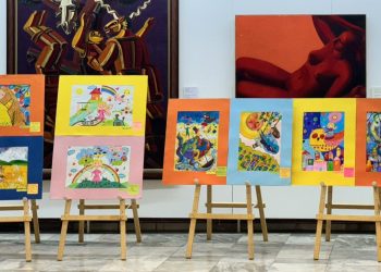Отличиха призьорите в Националния конкурс изложба за детска рисунка на тема „Детство мое – реално и вълшебно“, организиран от ЦПЛР – ОДК, Ловеч